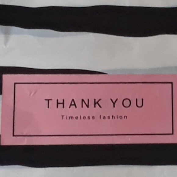 Black & White Plastic Gift Bags  NEW  (170) - Picture 6 of 7